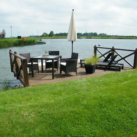 Gastehaus " Schone Aussicht " Apartman Neuharlingersiel Kültér fotó