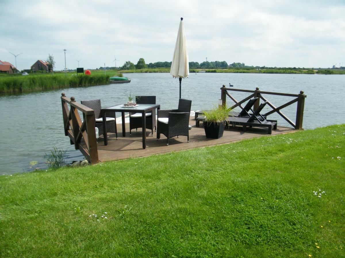 Gastehaus " Schone Aussicht " Apartman Neuharlingersiel Kültér fotó